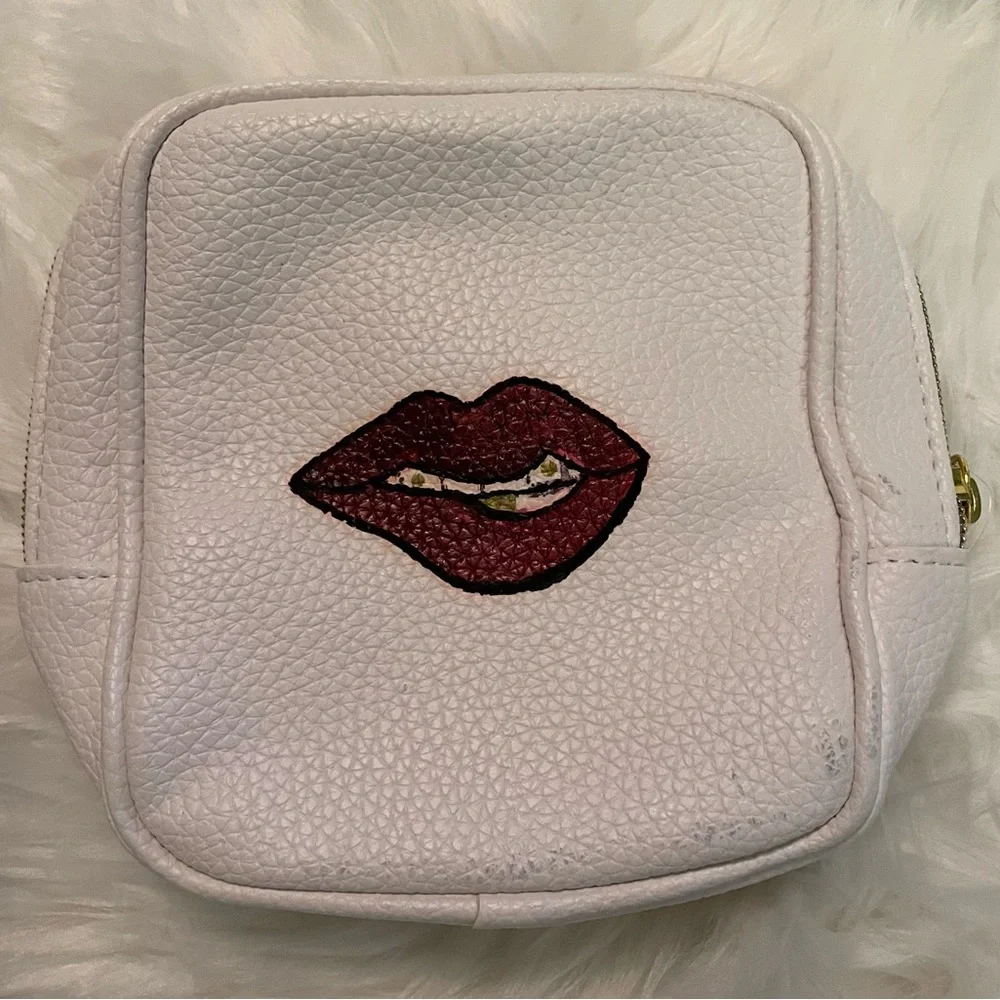 Cigarette Smoking Purse Bundle - Picture 4 of 5